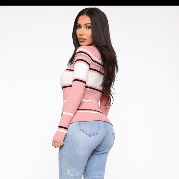 Pink ribbed sweater - Picture 2 of 3